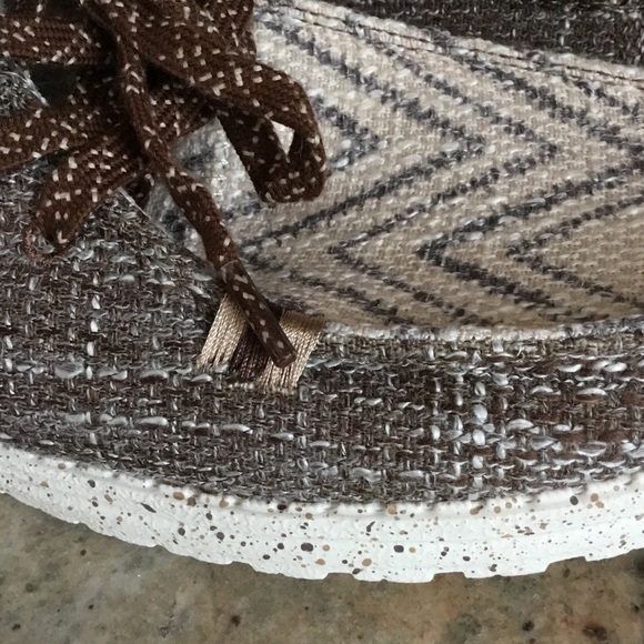 NEW Hey Dude Britt Boho Chevron Faux Fur Trim Shoes - Picture 2 of 15